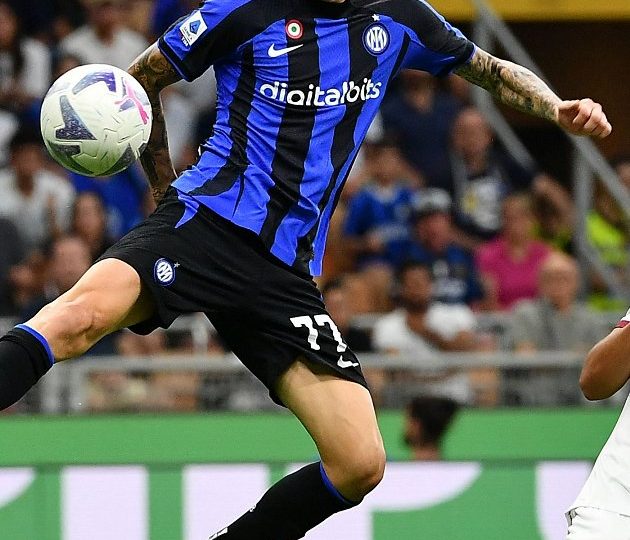 Inter Milan midfielder Brozovic welcomes interest from Barcelona