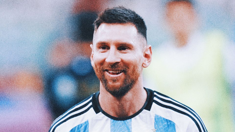 Lionel Messi officially signs with MLS club Inter Miami