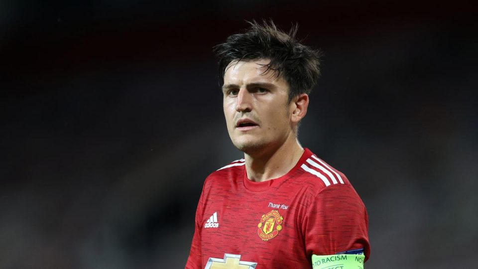 Harry Maguire removed as Manchester United captain after discussions with Ten Hag