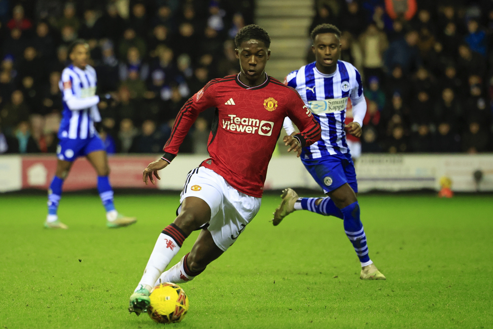 Kobbie Mainoo of Manchester United controls the ball during the Emirates FA Cup Third Round match Wigan Athletic vs Manchester United at DW Stadium, Wigan, United Kingdom, 8th January 2024 (Photo by Conor Molloy/News Images)