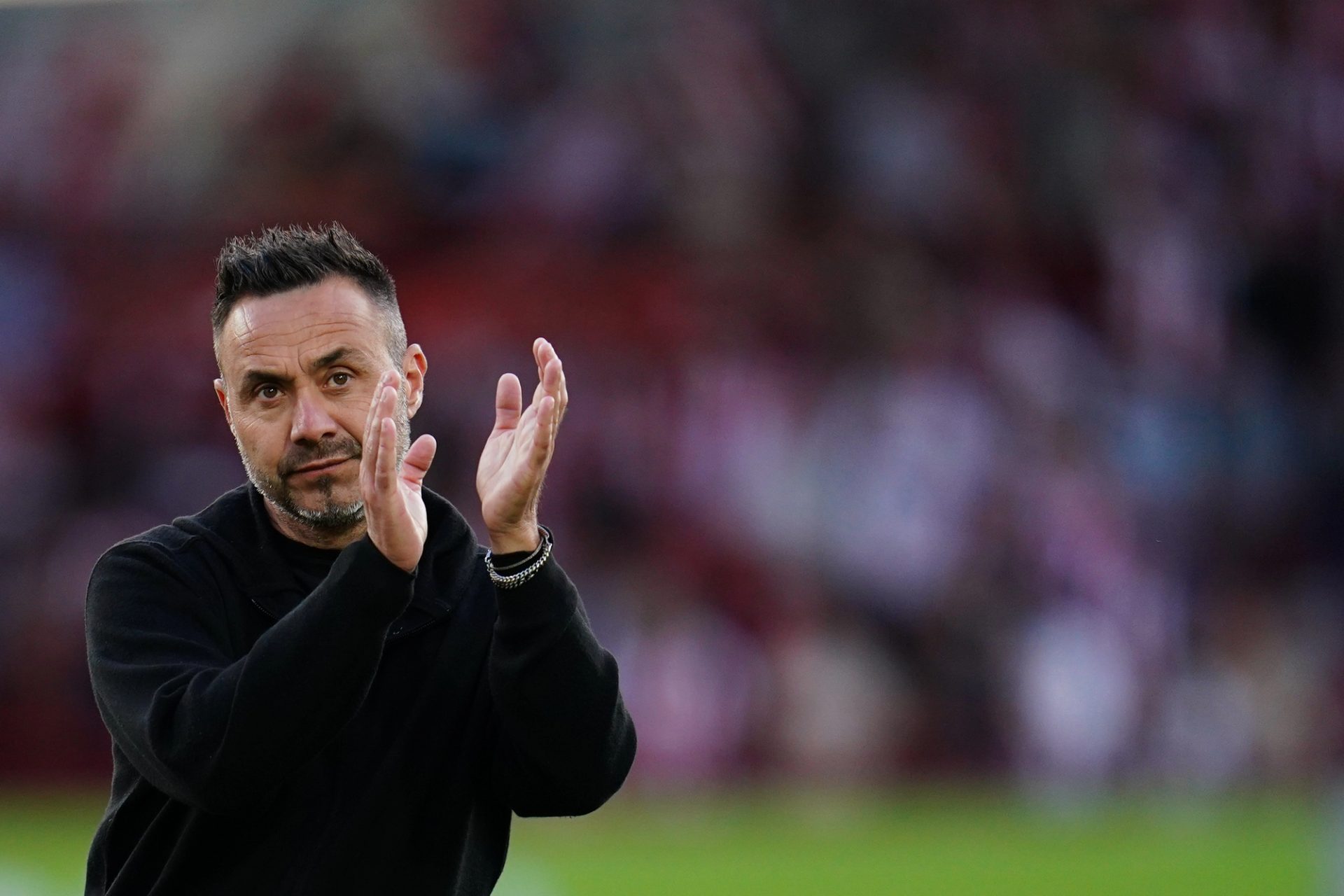 Roberto De Zerbi manager of Tottenham Hotspur during the Premier League match Brentford vs Tottenham Hotspur at GTECH Community Stadium, London, United Kingdom on 22 August 2026 — Photo by operations@newsimages.co.uk