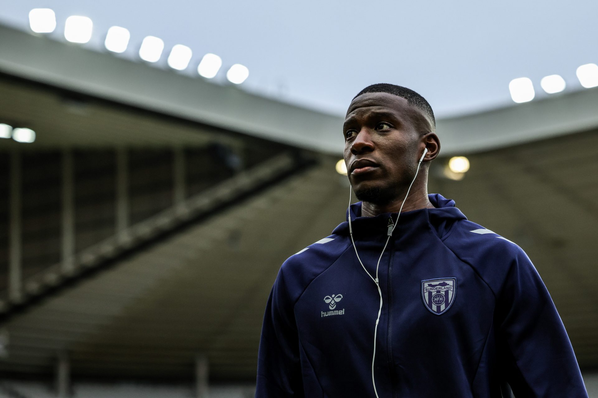 Nordi Mukiele of Sunderland arrives arrives during the Premier League match Sunderland vs Leeds United at Stadium Of Light, Sunderland, United Kingdom, 28th December 2025 — Photo by operations@newsimages.co.uk