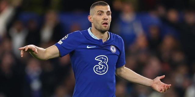 Manchester City open talks with Kovacic over summer move from Chelsea - reports