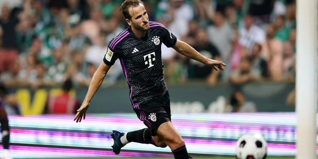 Kane opens Bayern account on league debut as champions ease past Bremen