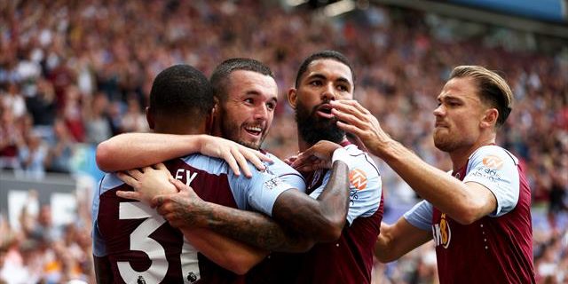 Villa bounce back from Newcastle defeat in style to hammer Everton