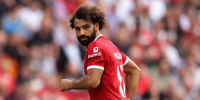 'He's irreplaceable' - Crouch tells TNT that Liverpool cannot sell Saudi target Salah