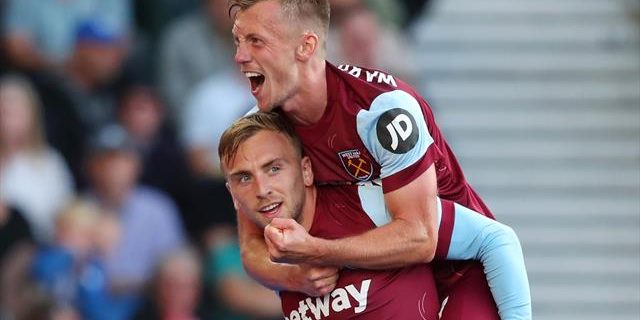 Ward-Prowse nets first West Ham goal as Hammers blitz Brighton