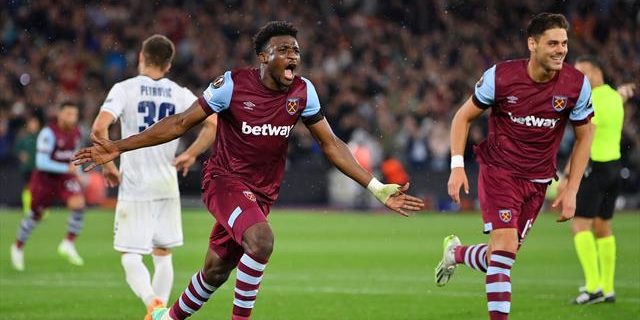 How to watch Freiburg vs West Ham on TNT Sports - live stream and TV details