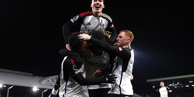 Willian nets two penalties as Fulham win five-goal thriller
