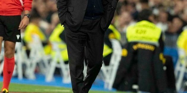 Real Madrid coach Ancelotti losing support inside board room