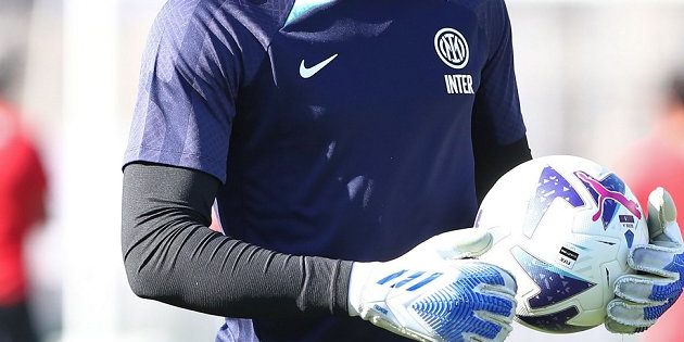 Man Utd hold round of talks with agent of Inter Milan goalkeeper Onana