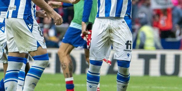 Aston Villa keep tabs on Real Sociedad defender Robin Le Normand