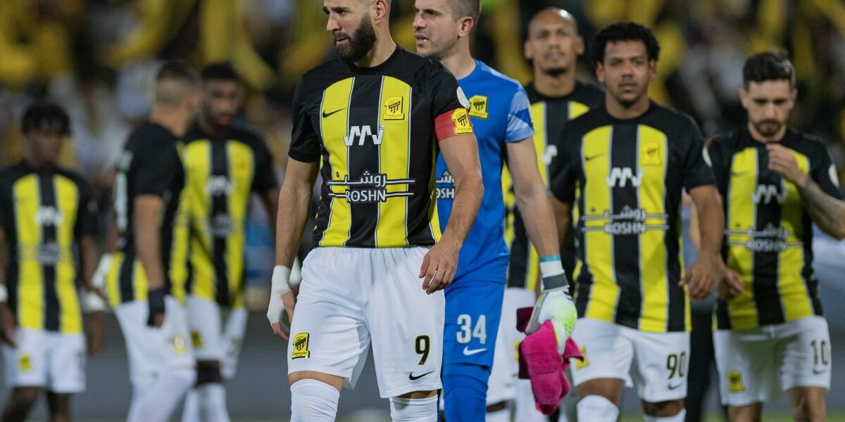 RIYADH, SAUDI ARABIA - AUGUST 24: Karim Benzema (9) of Al-Ittihad reacts during the Saudi Pro League week 3 match between Al-Riyadh SC and Al-Ittihad at Prince Faisal bin Fahd Stadium in Riyadh, Saudi Arabia on August 24, 2023. Mohammed Saad / Anadolu Agency (Photo by Mohammed Saad / ANADOLU AGENCY / Anadolu Agency via AFP)