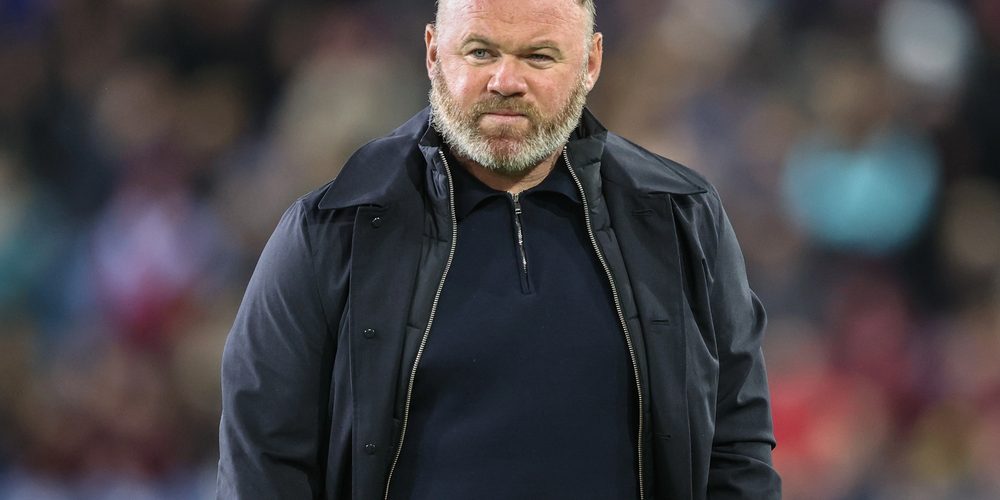 Wayne Rooney manager of Plymouth Argyle during the Sky Bet Championship match Burnley vs Plymouth Argyle at Turf Moor, Burnley, United Kingdom, 1st October 2024 — Photo by operations@newsimages.co.uk