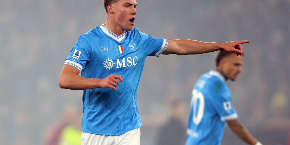 Rome, Italy - November 30, 2025: Hojlund Rasmus Winter seen in action during the Serie A Enilive 2025-2026 football match between AS Roma and SSC Napoli at Olympic Stadium — Photo by m.iacobucci.tiscali.it