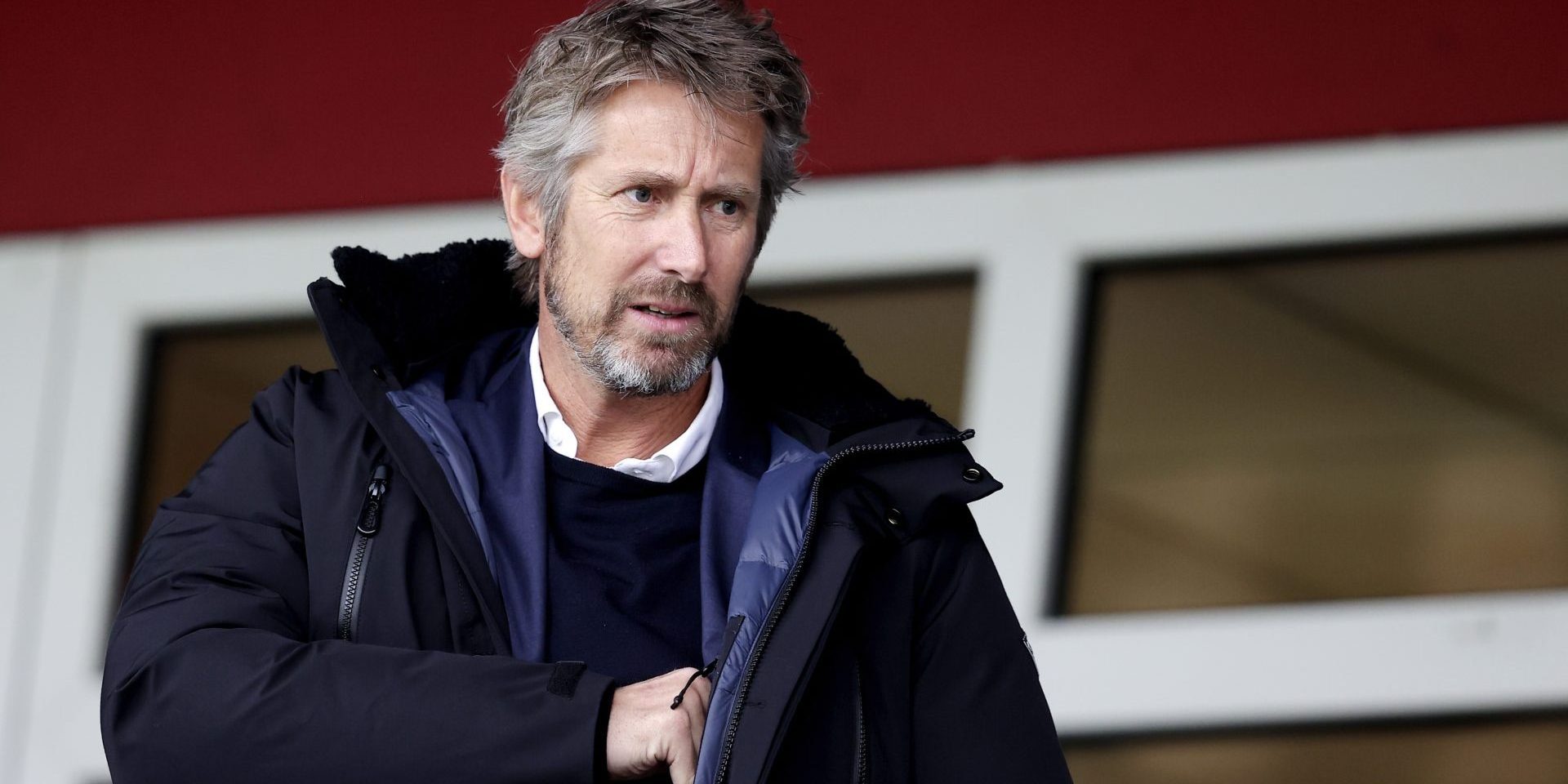 Ex-Ajax and Manchester United goalie Van der Sar leaves intensive care after bleed around his brain