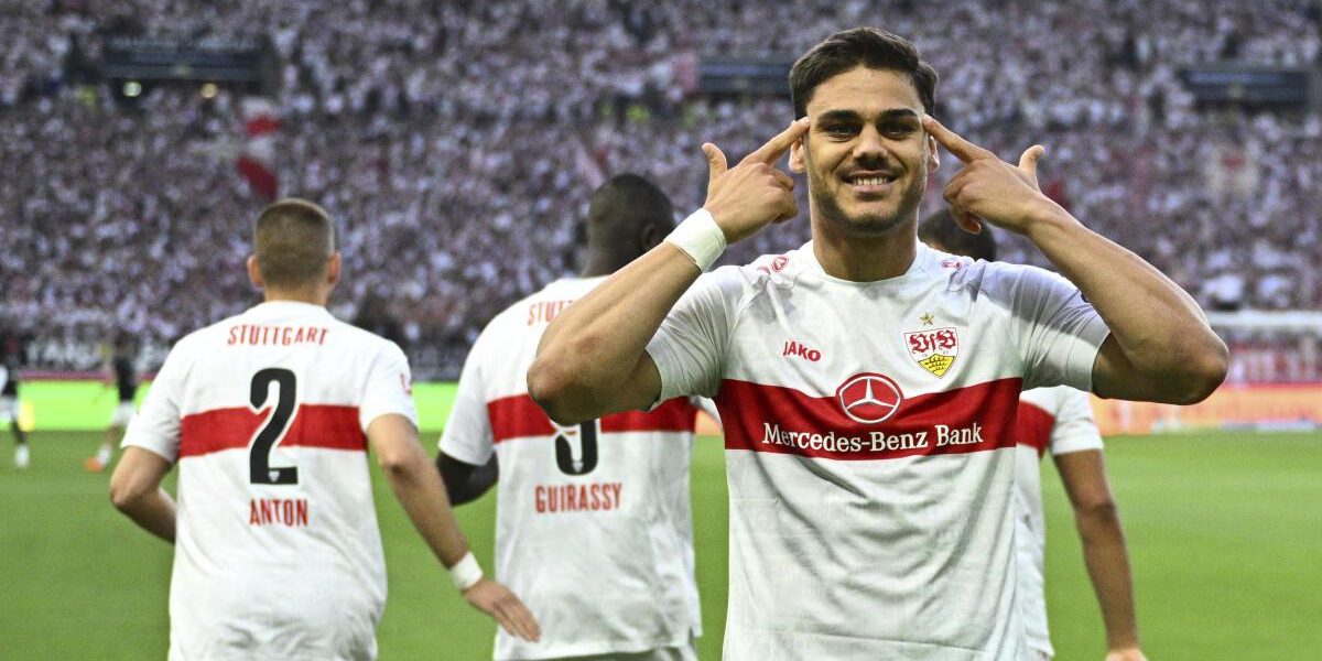 Stuttgart hammers 10-man Hamburg to take relegation playoff advantage