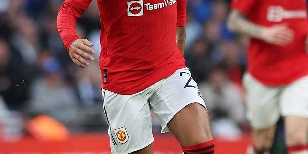 Ex-Man Utd striker Saha: Ten Hag wrong to call out Sancho