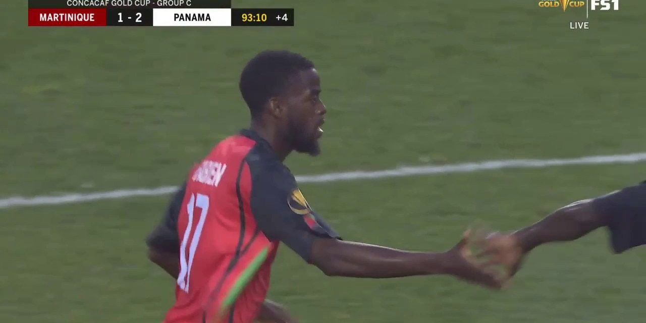 After some fancy passing, Karl Kezy Fabien scores to help Martinique trim Panama's lead