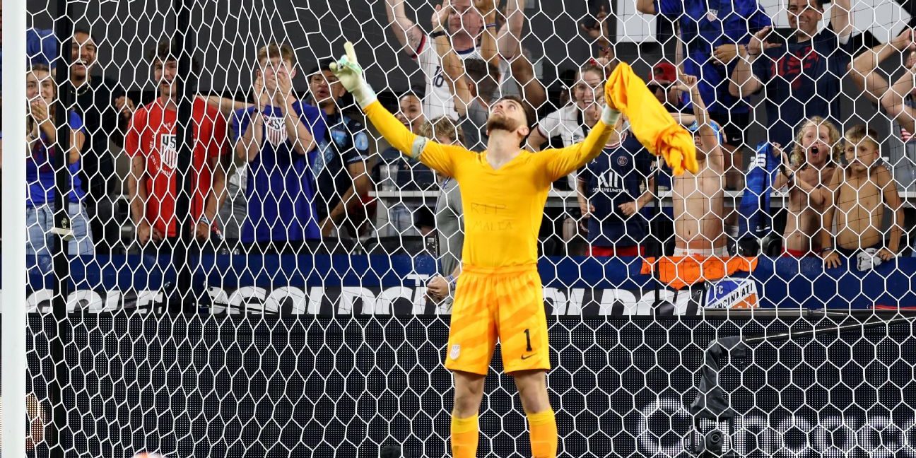 Turner's PK heroics send U.S. to Gold Cup semis