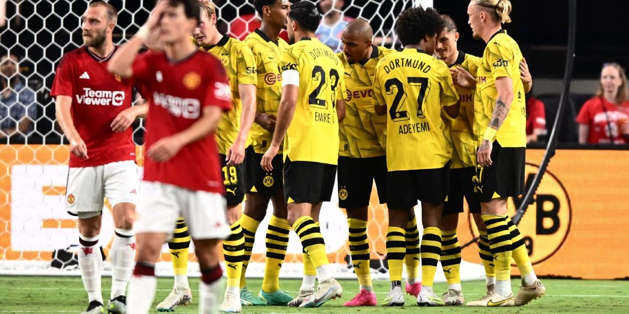 Dortmund beat error-strewn Man United in Vegas