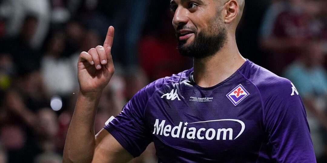 Report: Man United signing Amrabat on initial loan from Fiorentina