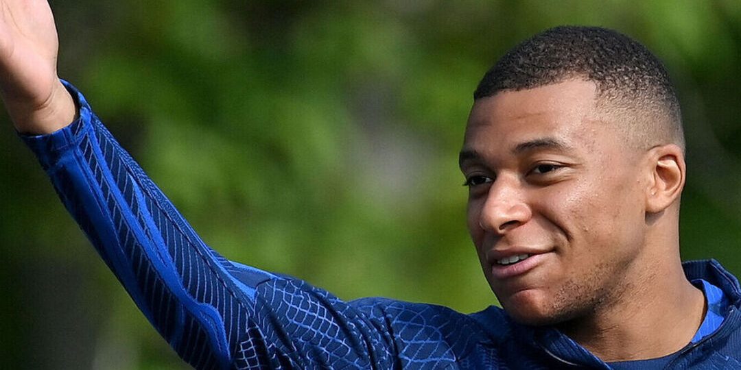 Mbappe: Staying at PSG 'my only option for now'