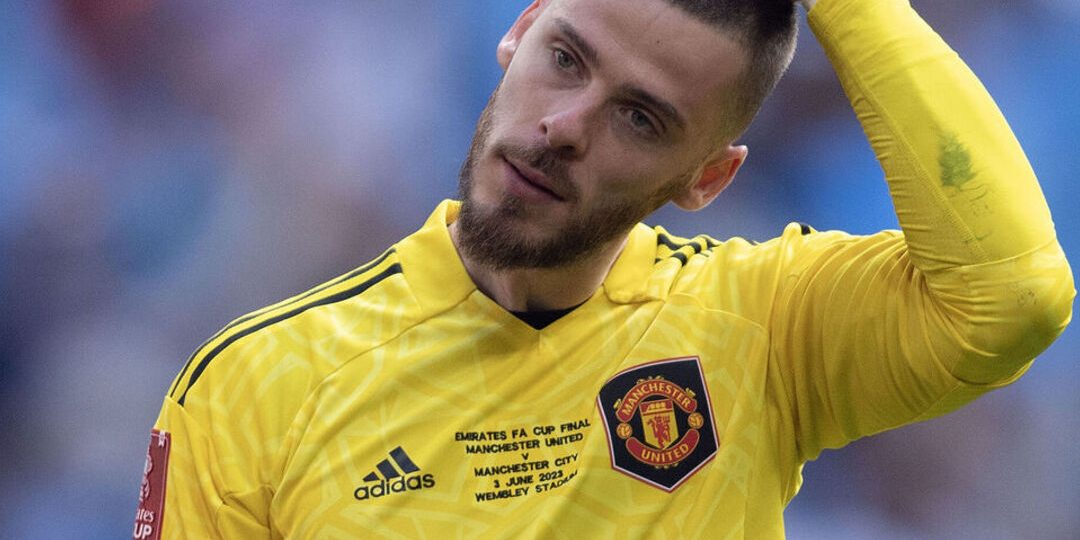 Man United still in discussions with De Gea over new deal