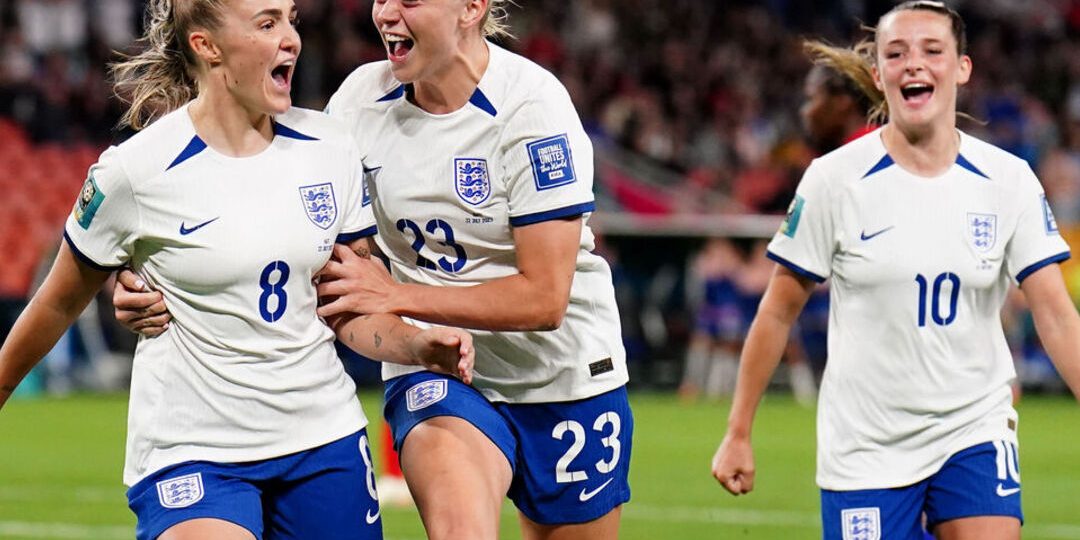 Stanway penalty gives England scrappy World Cup win over Haiti