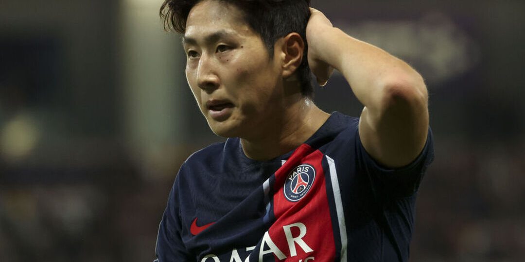 PSG's Lee Kang-in sidelined at least 4 weeks with thigh injury